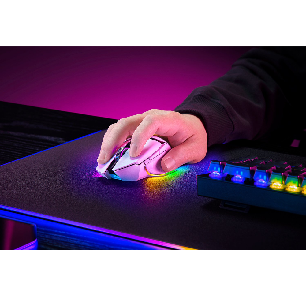 Razer Basilisk V3 Pro 35K RGB Beyaz Kablosuz Gaming Mouse
