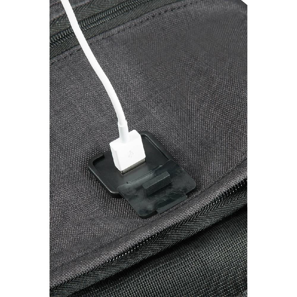 SAMSONITE Securipak 15.6" USB Girişli Siyah Notebook Sırt Çantası